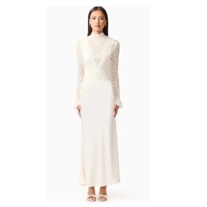 NEW Elliatt Margot Lace Inset Long Sleeve Gown Size Medium